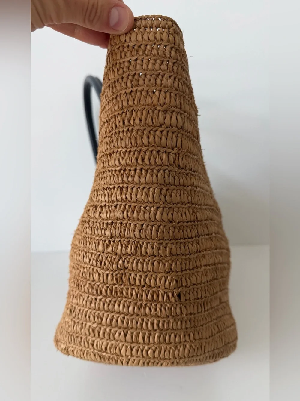 Sézane Justine Basket Bag in Deep Natural Raffia and Navy Handles - Picture 9 of 15